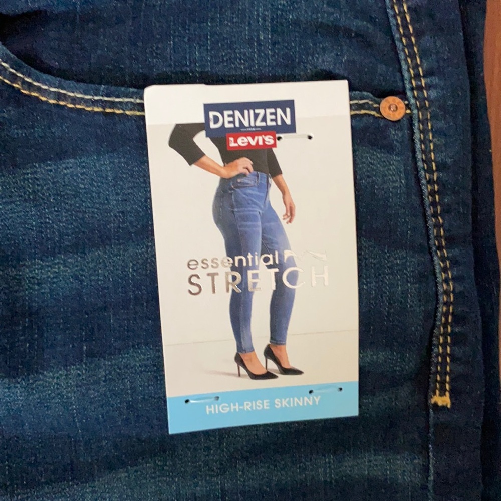 High Rise Skinny Jean